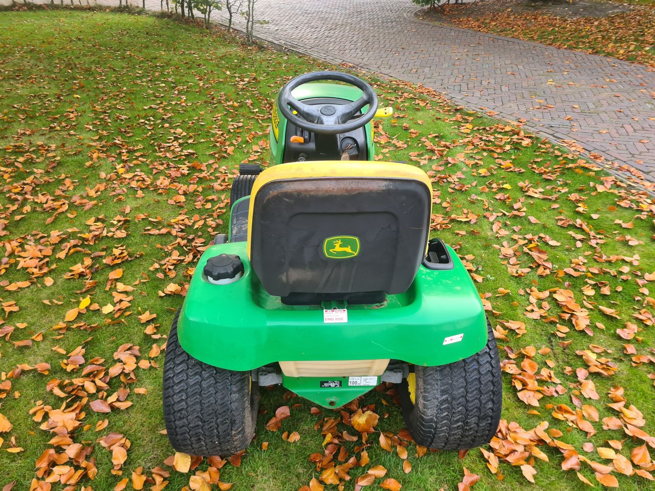 John Deere LT 170 zitmaaier mulch maaier hydrostaat 2 cil.