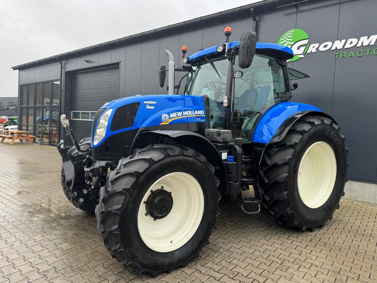 New Holland T7.210 AC