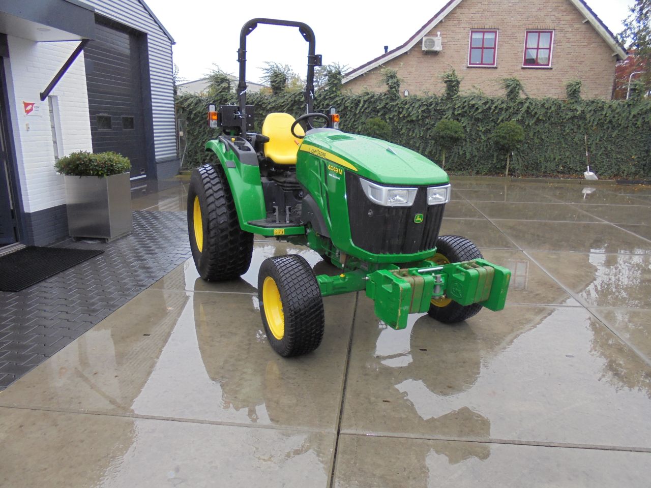 John deere 4049M (110 uur)