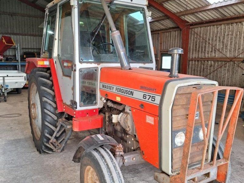 Massey Ferguson 675