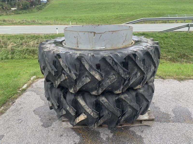 Trinker Zwillingsräder 16.9-34