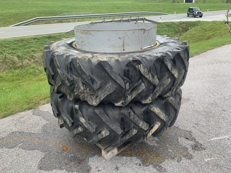 Trinker Zwillingsräder 16.9-34