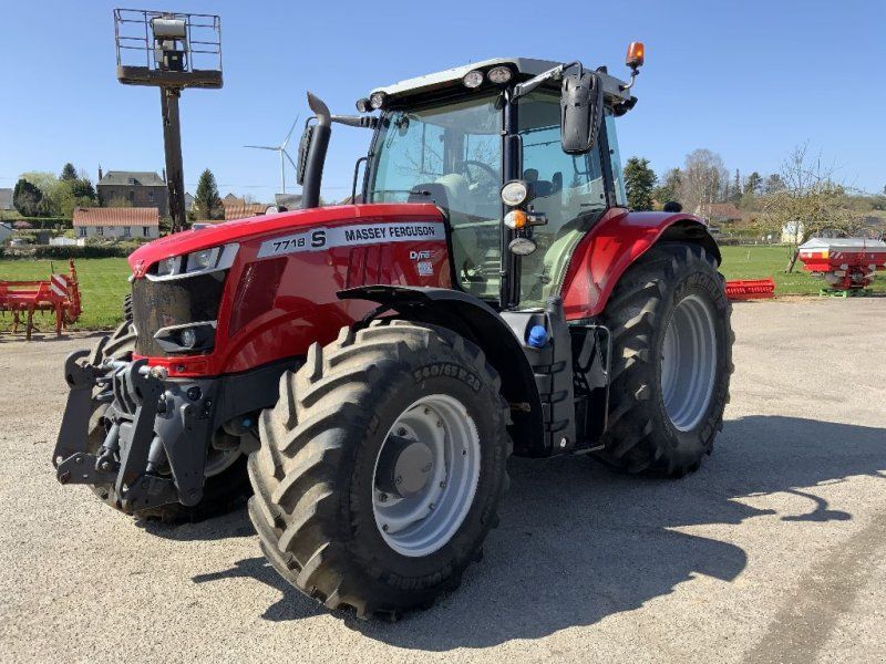 Massey Ferguson 7718S