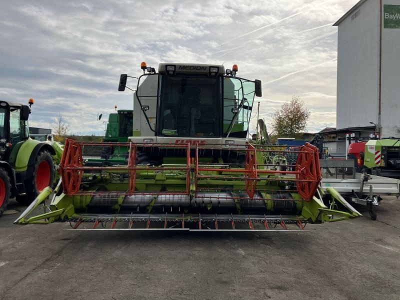 Claas MEDION 310 + C450 KLAPP-SW