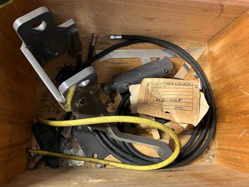 Sauter Hydraulische Achsabstützung Arion 5xx A34