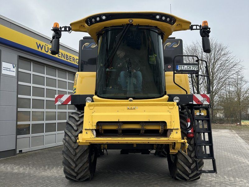 New Holland CH 7.70