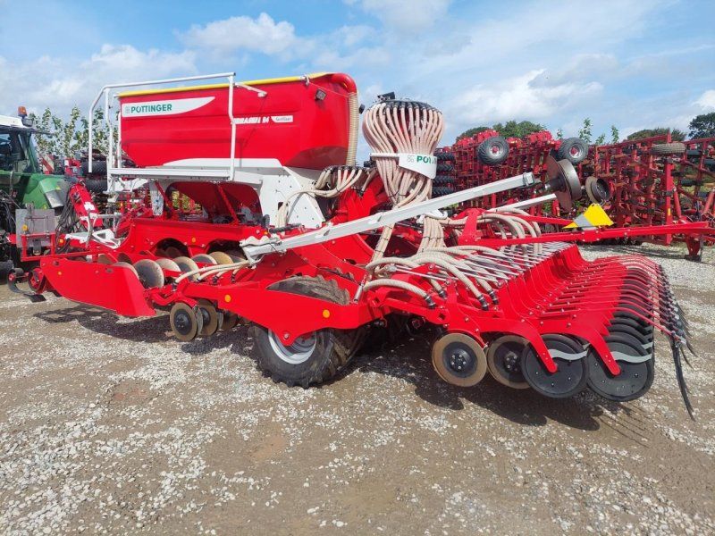 Pöttinger Terrasem R4 Fertilizer