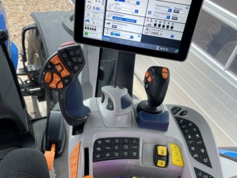 New Holland T7.300 AC Gen