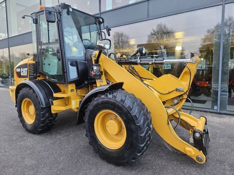 Cat 908m