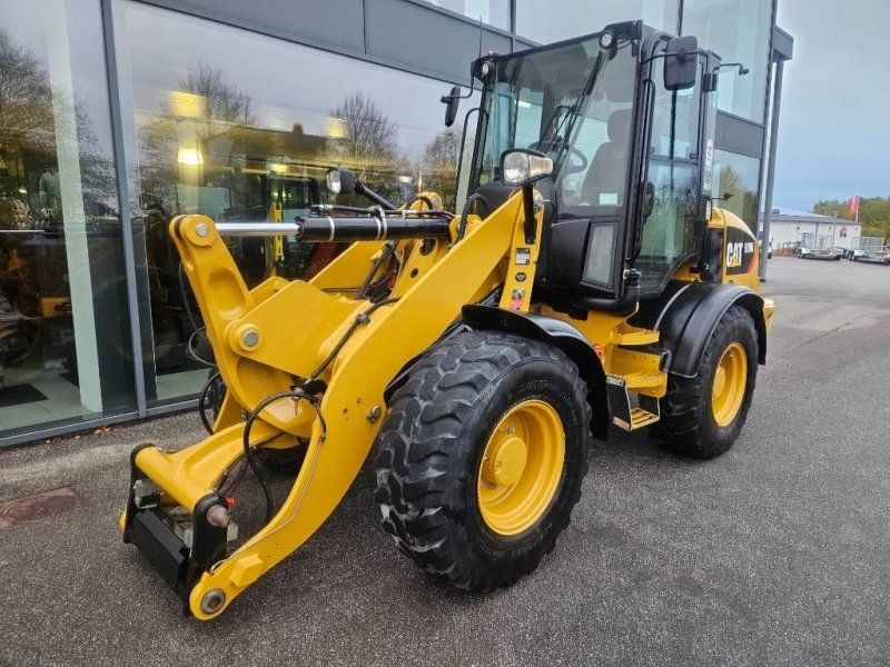 Cat 908m