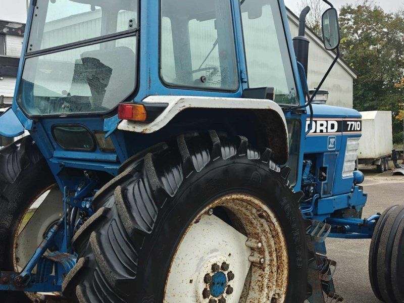 Ford 7710 FII