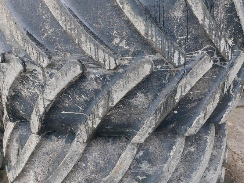 Continental 900/60R38  750/55R30