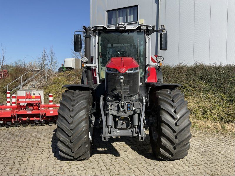 Massey Ferguson 8S.305 Dyna-VT EXCLUSIVE