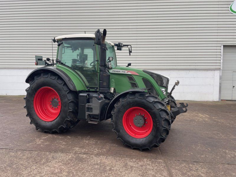 Fendt 718 Vario S4 ProfiPlus