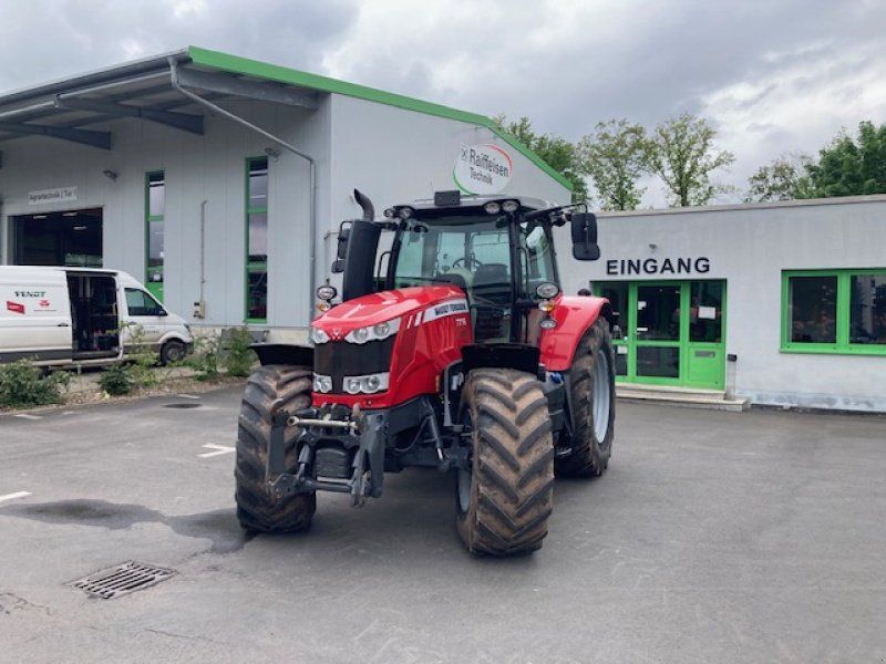 Massey Ferguson 7716 Dyna-6