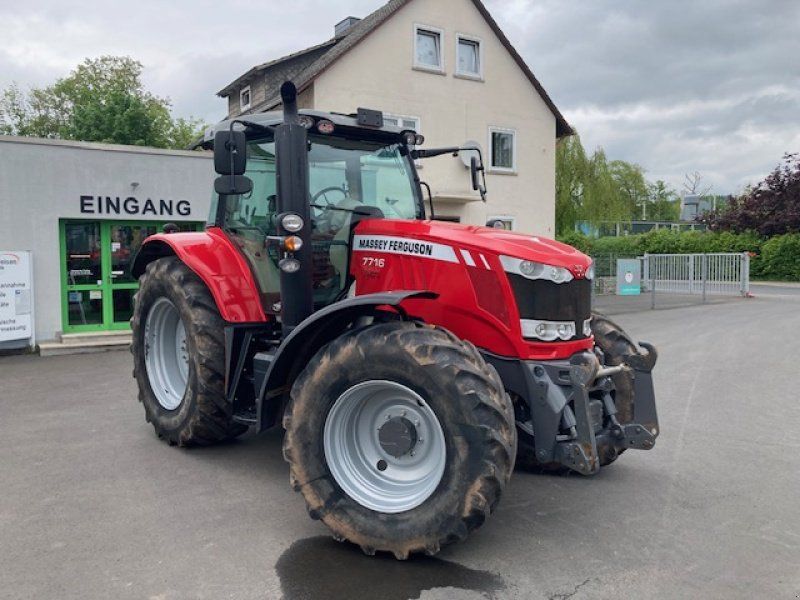 Massey Ferguson 7716 Dyna-6