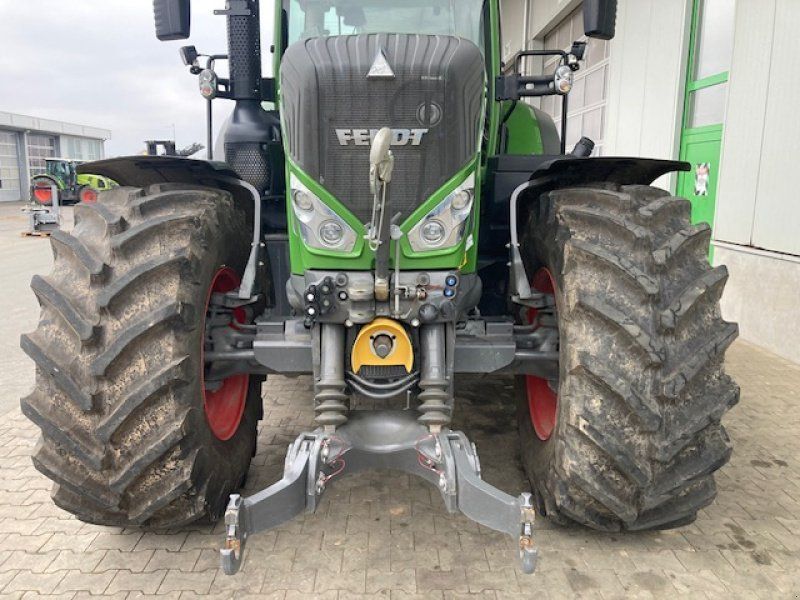 Fendt 828 Vario S4 Profi+