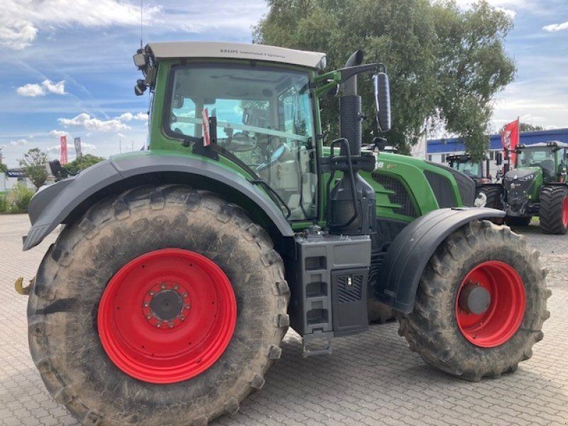 Fendt 828 Vario S4 Profi+