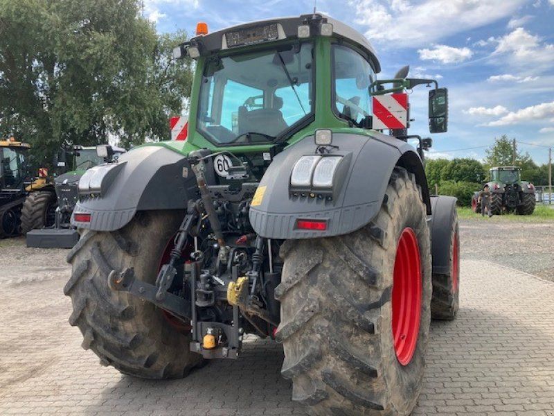 Fendt 828 Vario S4 Profi+