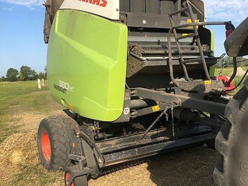 Claas Variant 380RC