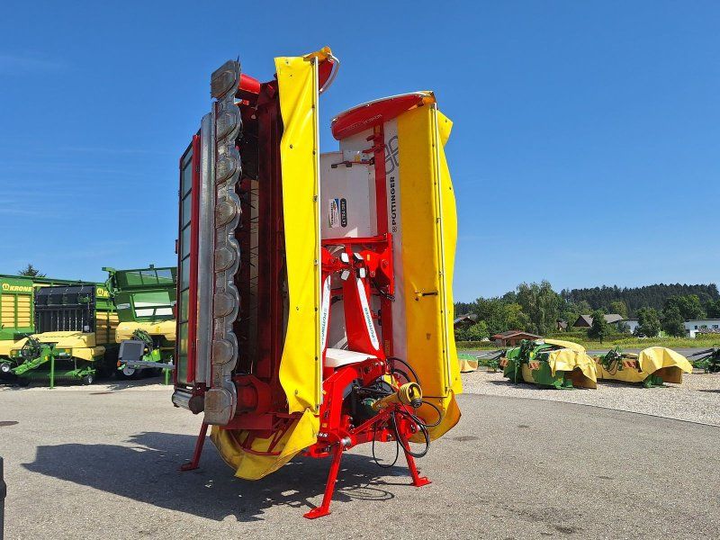 Pöttinger NovaCat V 1000 ED CL mit Querförderband