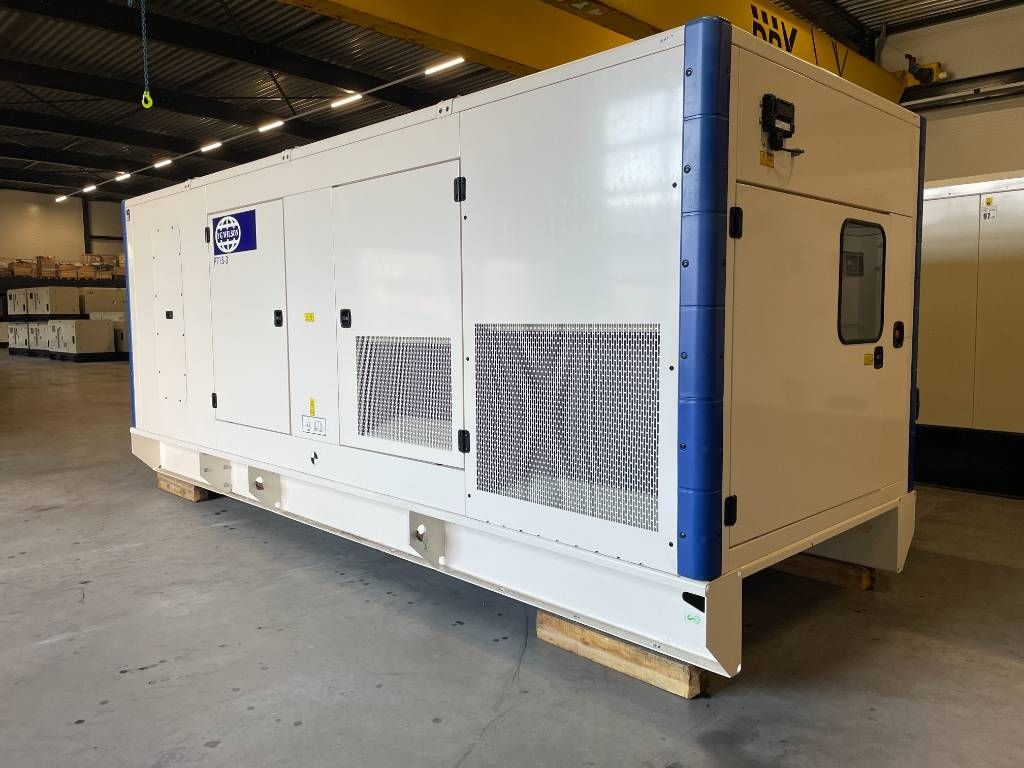 FG Wilson P715-3 - 715 kVA Genset - DPX-16023
