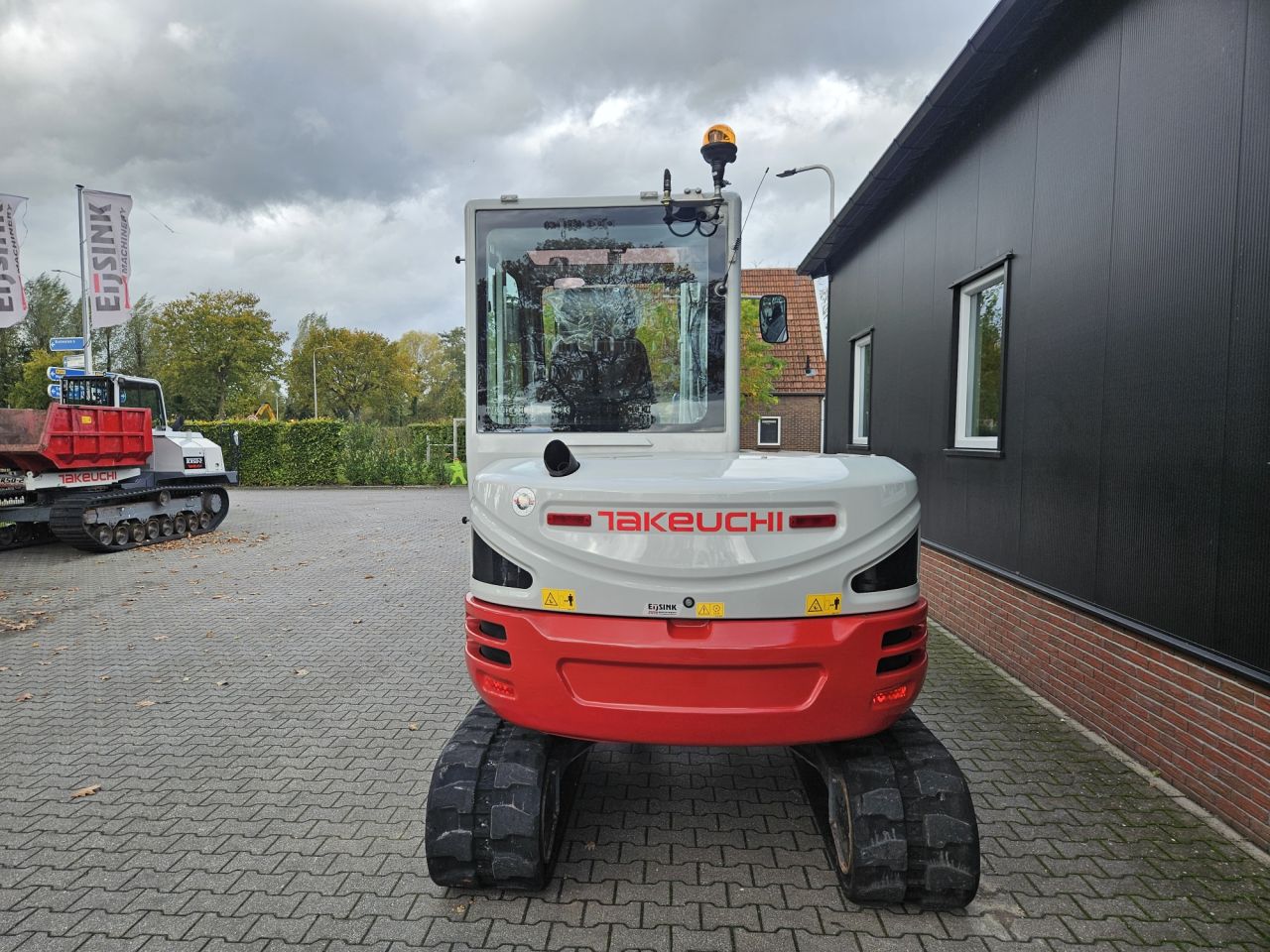 Takeuchi TB250-2 stage V - 900 uur