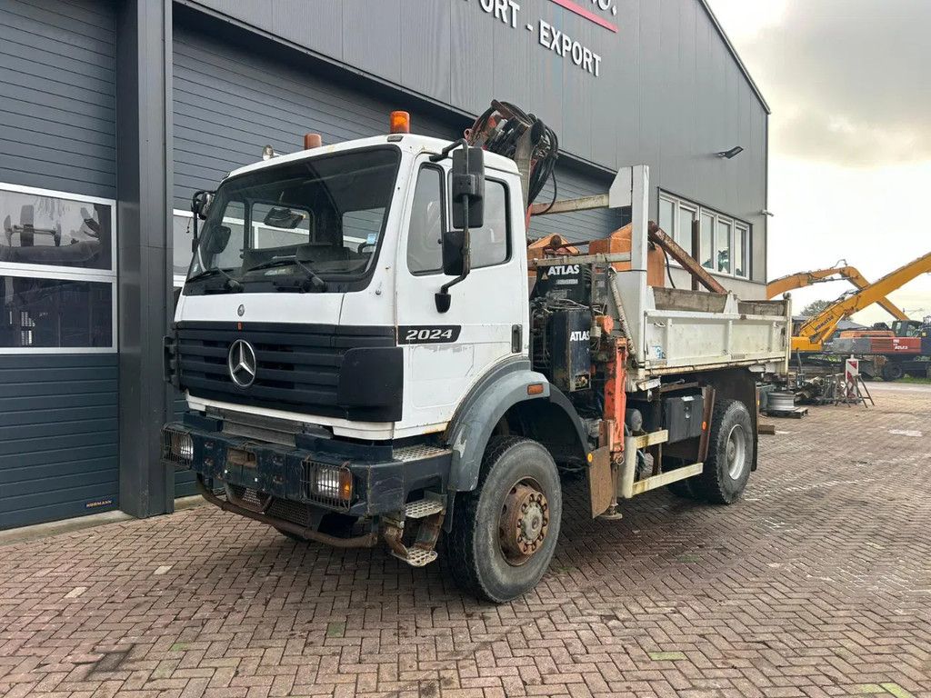 Mercedes-Benz 2024
