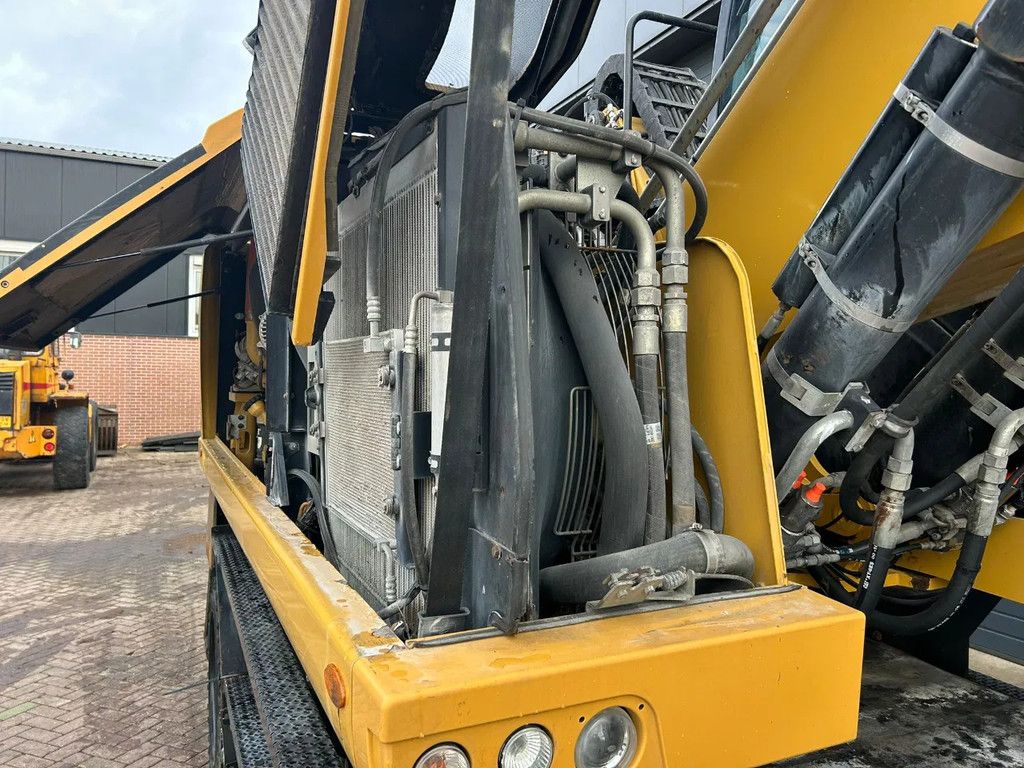 Caterpillar MH3022