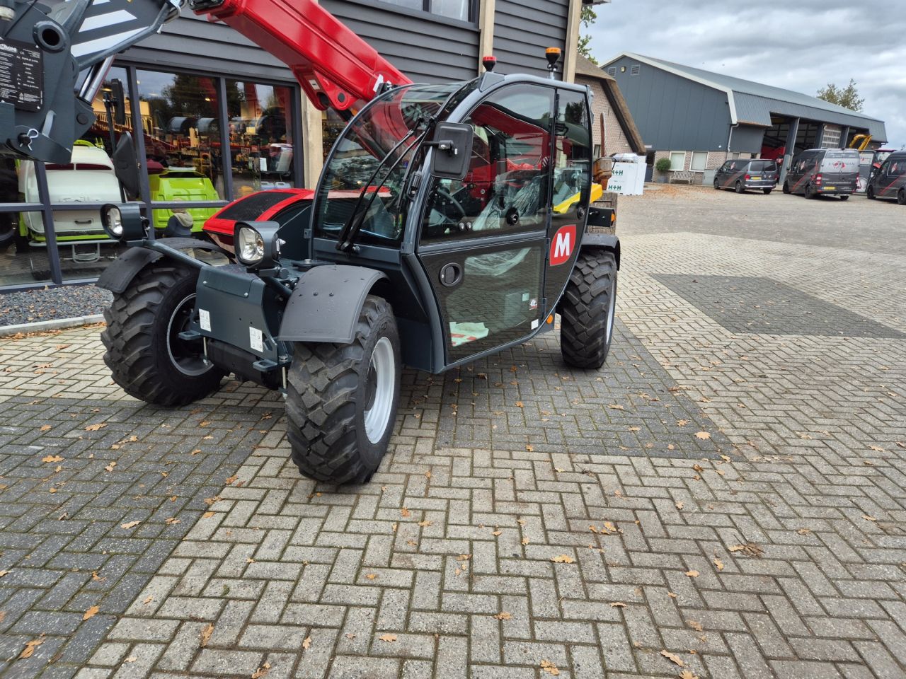 Nieuwe MAGNI TH 3.6 starre verreiker met hefhoogte tot 6 m