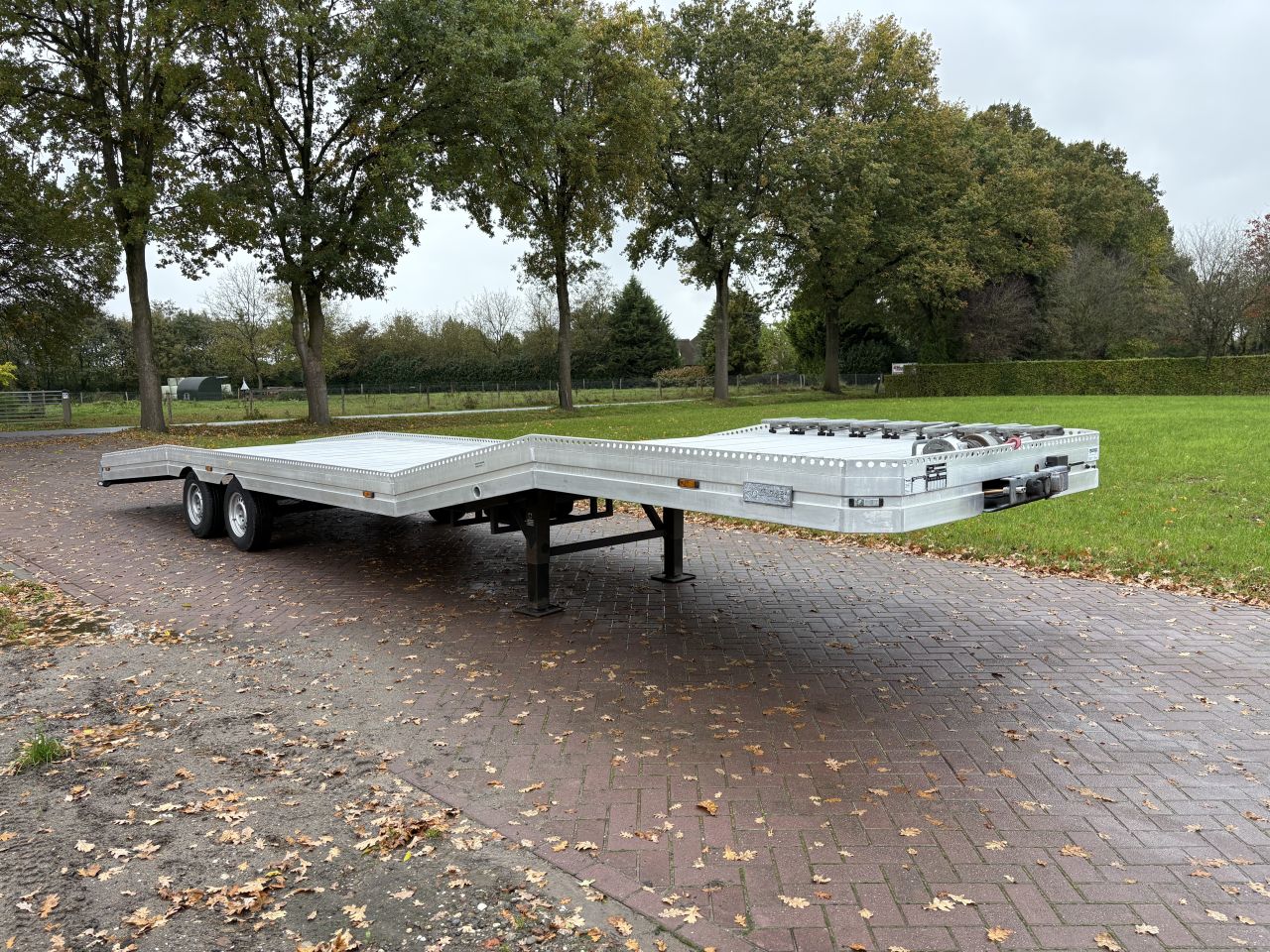Be oplegger ambulance auto transporter VLEDHUIZEN 5.5 TON