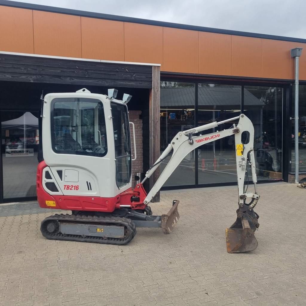 Takeuchi TB 216
