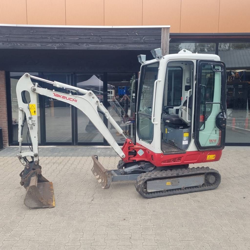 Takeuchi TB 216