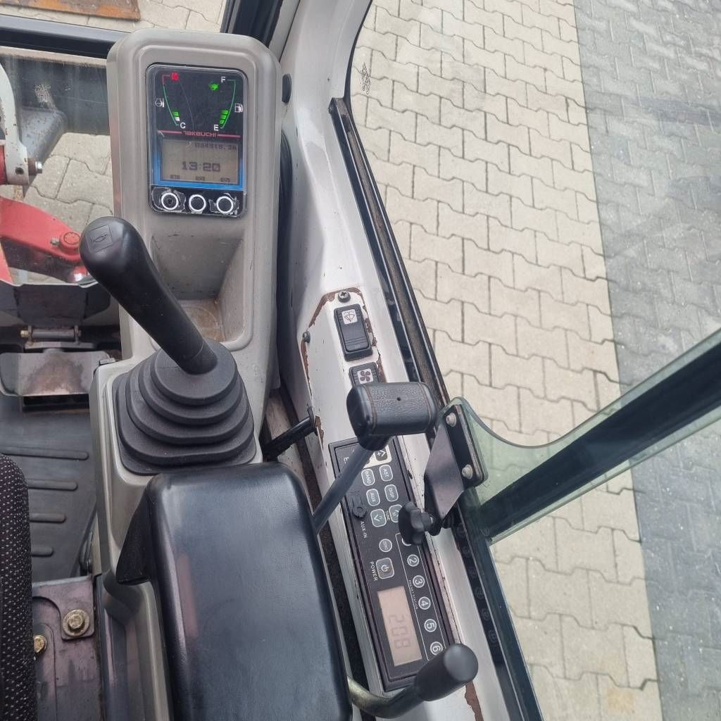 Takeuchi TB 216