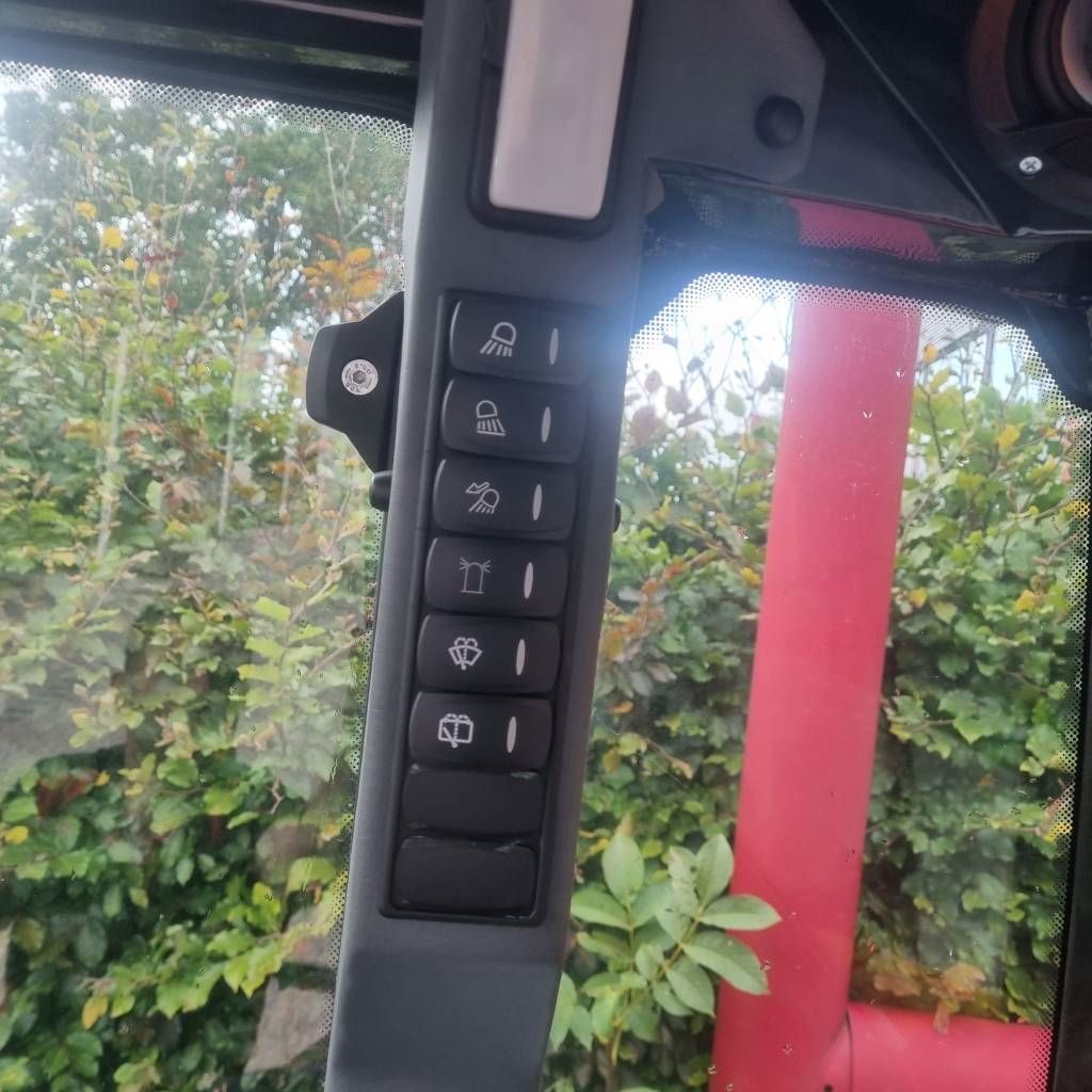 Doosan DL60