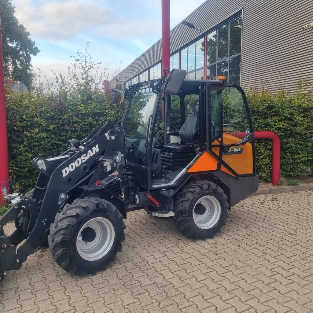 Doosan DL60