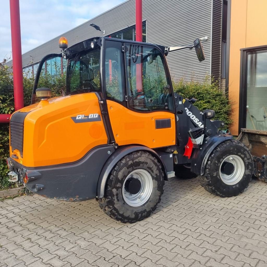 Doosan DL 80-7
