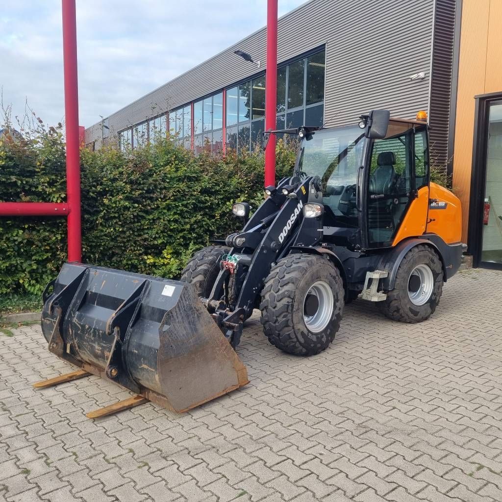 Doosan DL 80-7