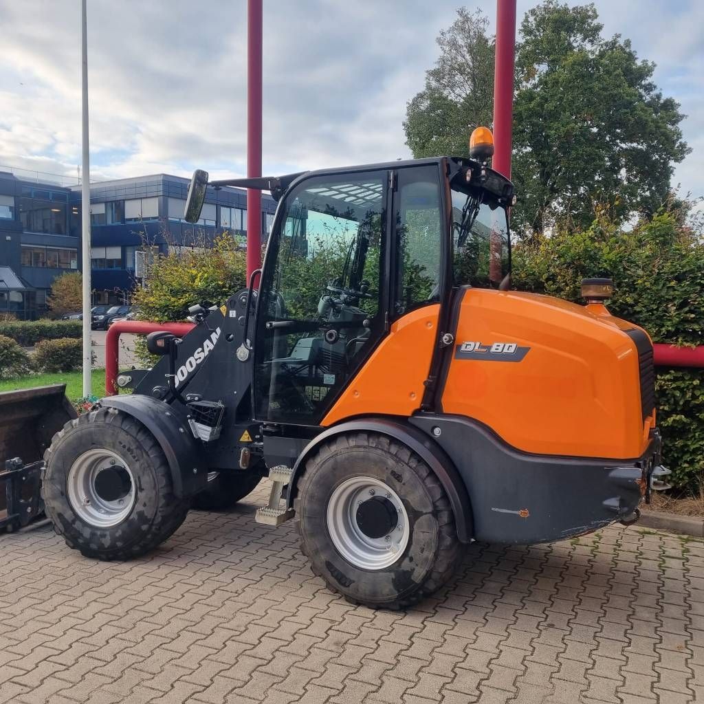 Doosan DL 80-7