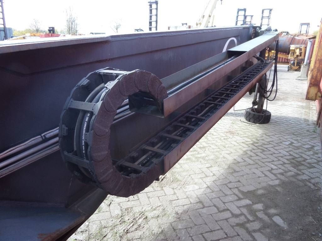 Linde reachstacker boom 4531