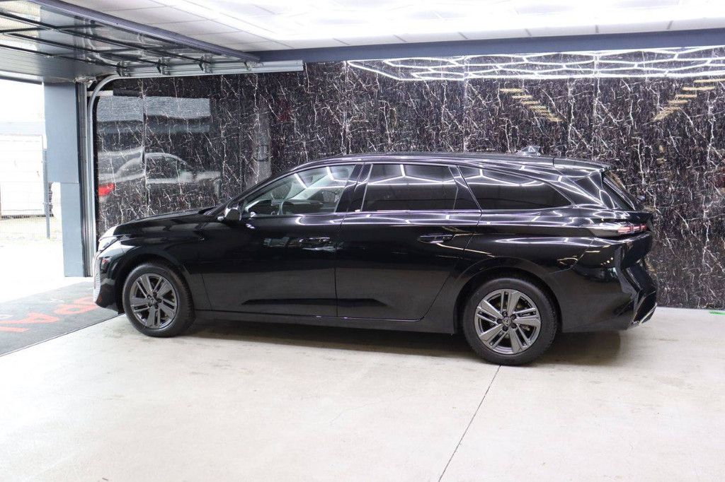 Kombi Peugeot 308 SW Benzin 2024
