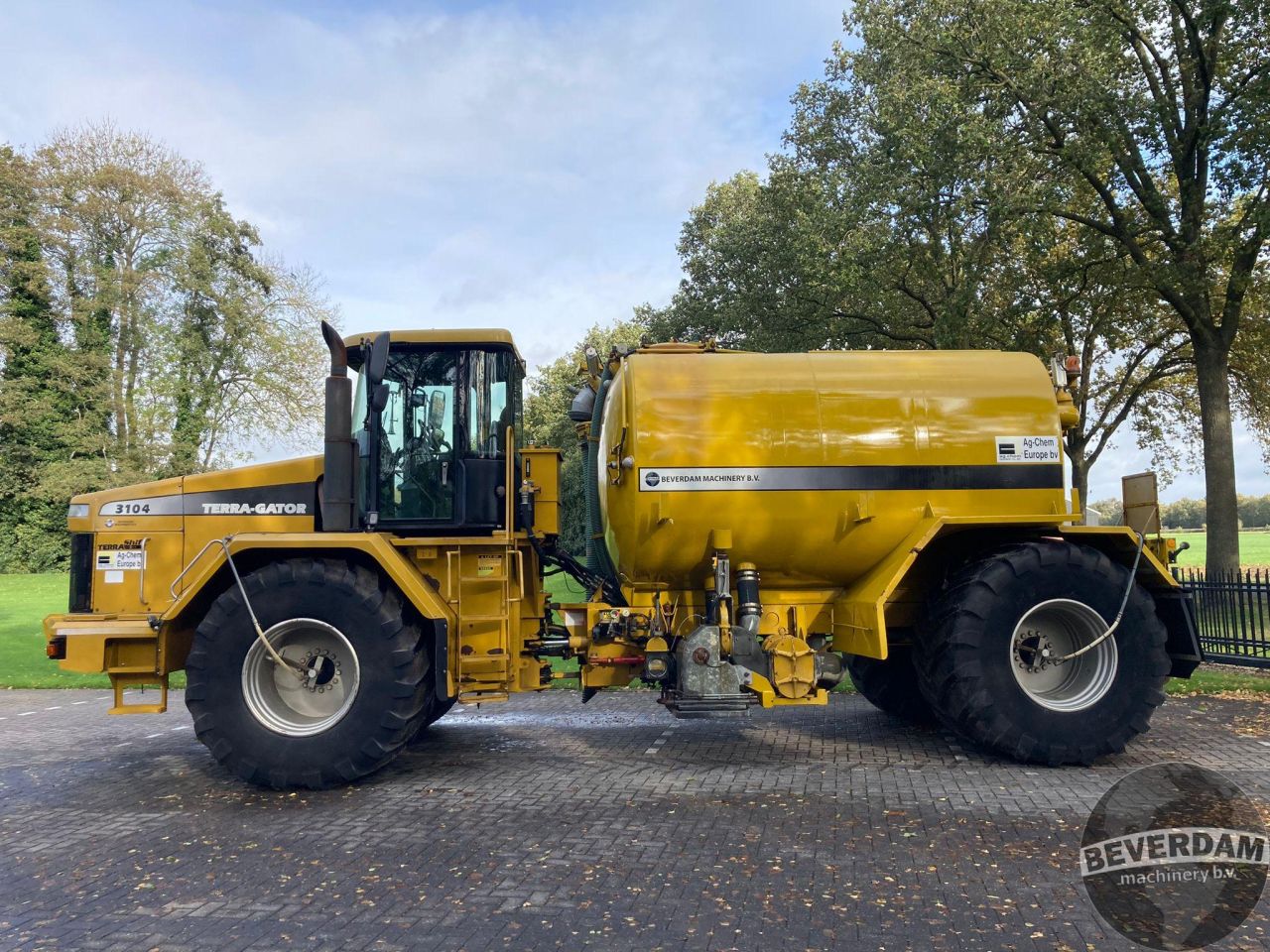 Terra Gator 3104