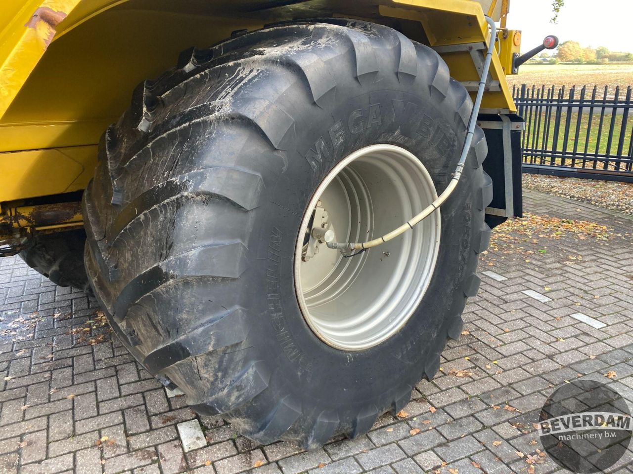 Terra Gator 3104