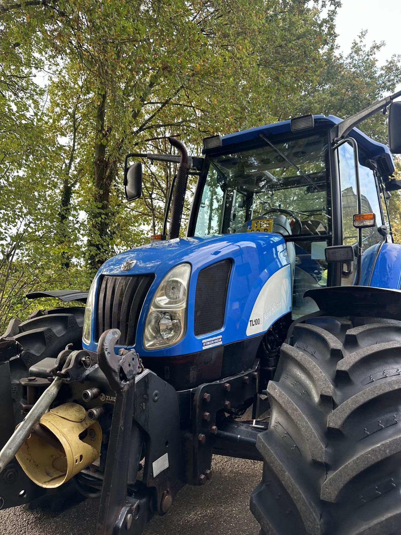 New Holland TL100A