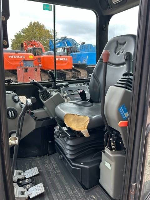 Bobcat E 26 EM