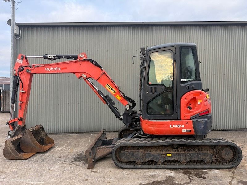 Kubota U 48-4