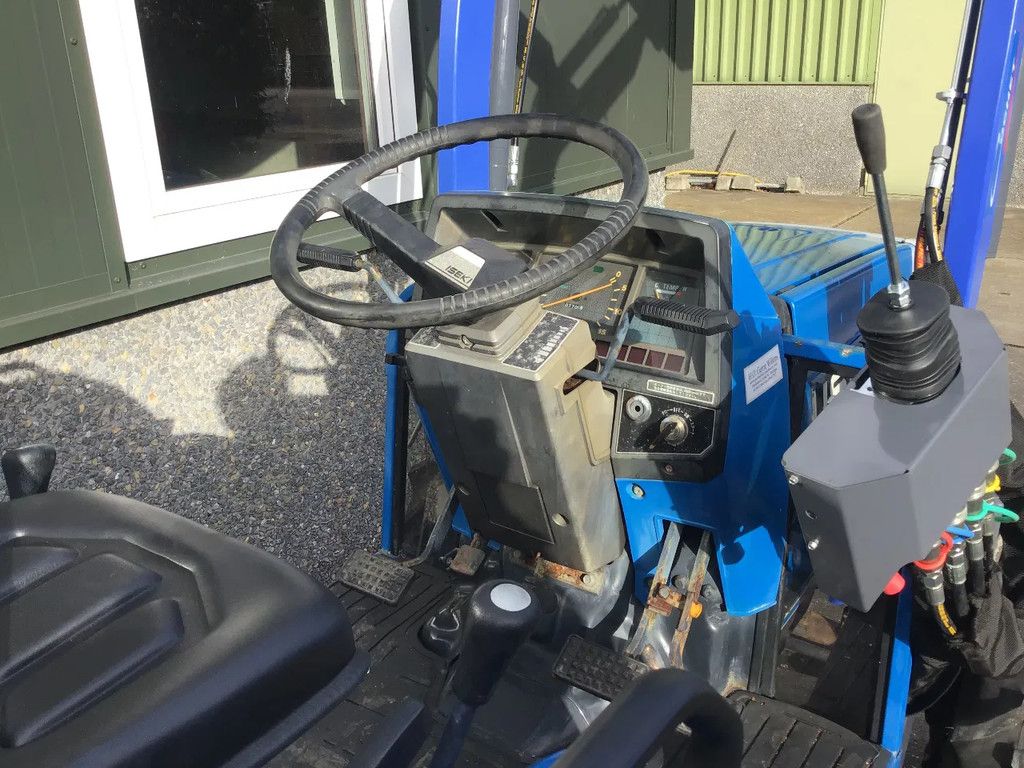 Iseki Mini trekker Iseki TA270 met nieuwe afkoppelbare voorlader