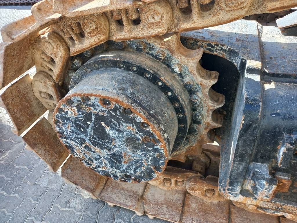 Hitachi ZX870LC H-5G (Abu Dhabi)