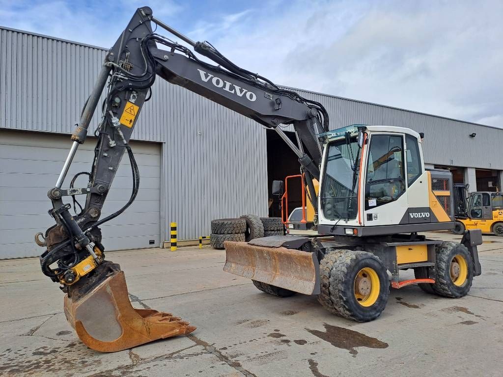 Volvo EWR150E + Engcon Rototilt