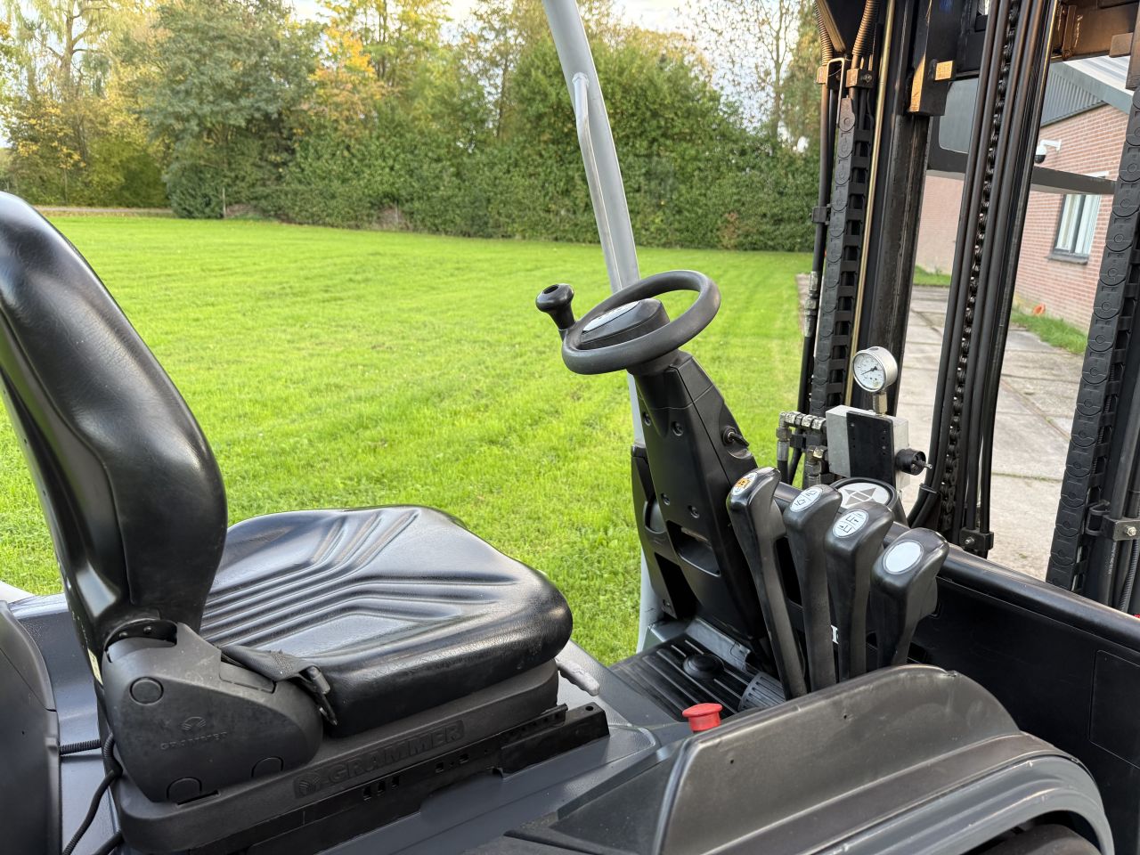 Still 2 tonner elektrisch Freelift Sideshift nieuw keur 3900uur